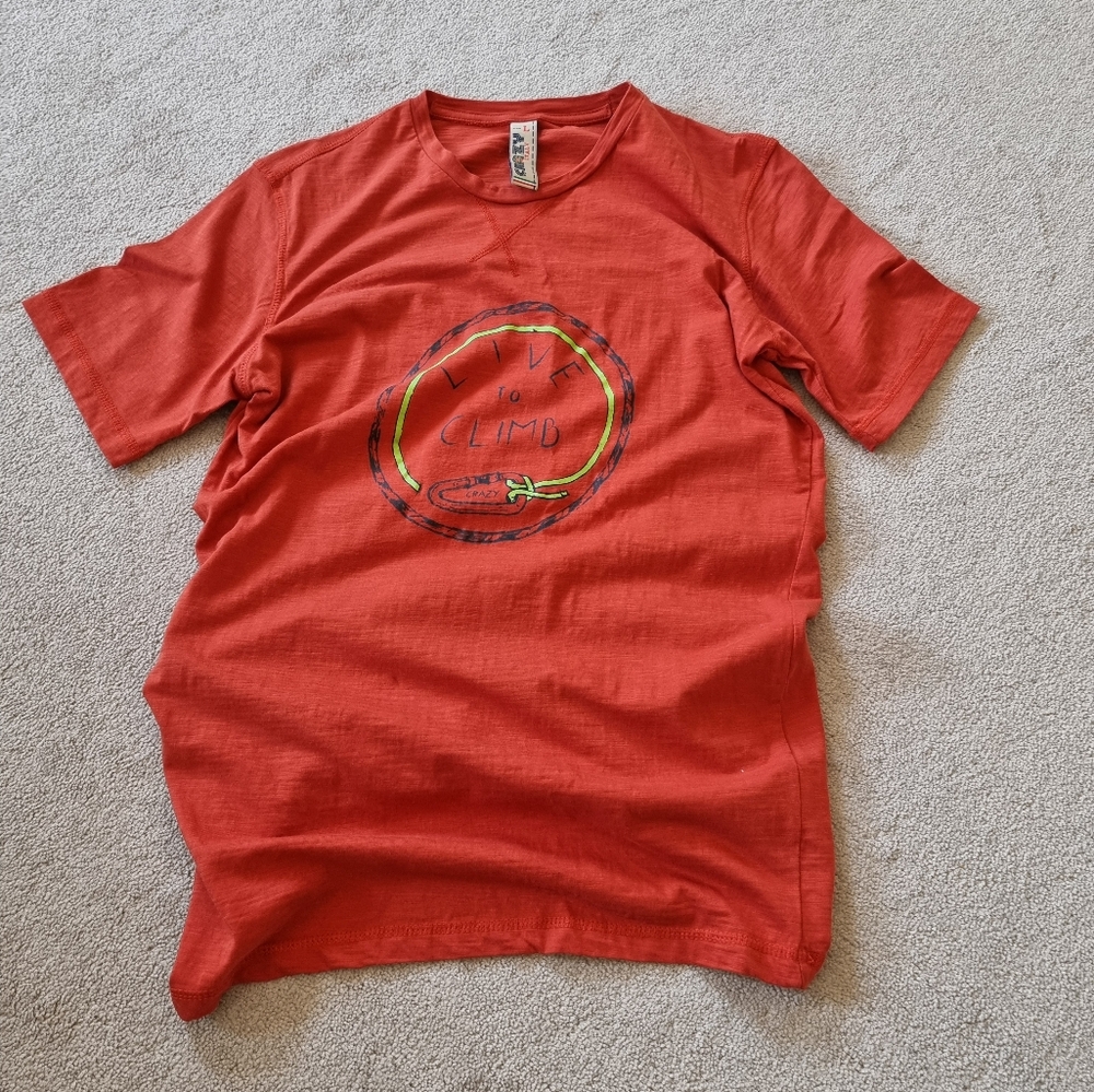 Men's T-shirt size M